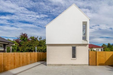Photo of property in 2/43 Barbour Street, Waltham, 8011