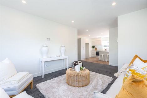 Photo of property in 71a Eastern Terrace, Beckenham, Christchurch, 8023