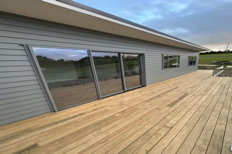 Photo of property in 10 Morey Road, Cable Bay, 0420