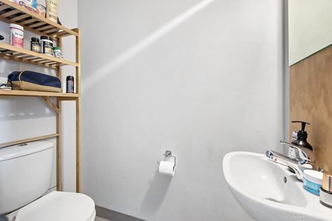 Photo of property in Urbane Apartments, 5/29 Webb Street, Mount Cook, Wellington, 6011