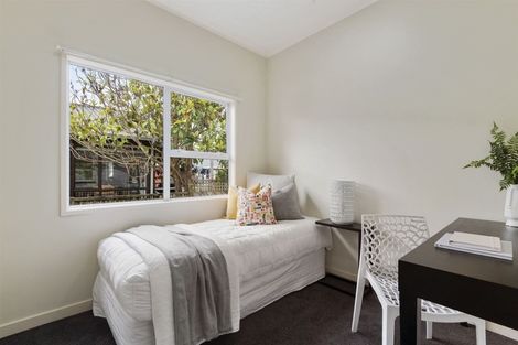 Photo of property in 10 Downer Street, Helensville, 0800