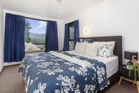 Photo of property in 5 The Haven, Whitby, Porirua, 5024