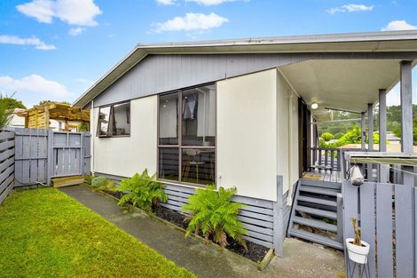 Photo of property in 2/22 Starforth Place, Henderson, Auckland, 0612