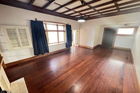 Photo of property in 11 Rolleston Street, Mount Cook, Wellington, 6021