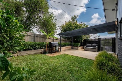 Photo of property in 1/78 Nile Road, Milford, Auckland, 0620