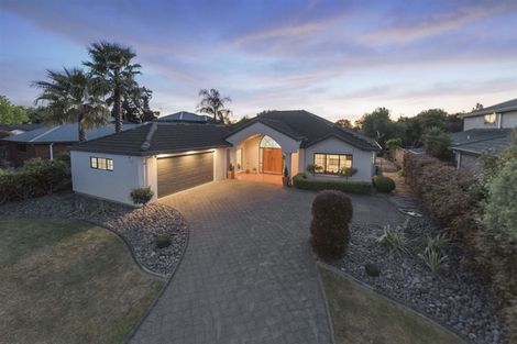 Photo of property in 19 Montrose Crescent, Huntington, Hamilton, 3210