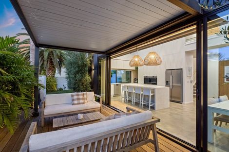 Photo of property in 476 Hibiscus Coast Highway, Orewa, 0931