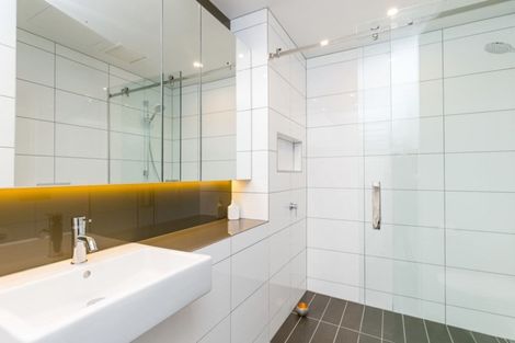 Photo of property in 903/1u Market Lane, Wellington Central, Wellington, 6011