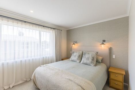 Photo of property in 77 Gray Avenue, Paraparaumu Beach, Paraparaumu, 5032