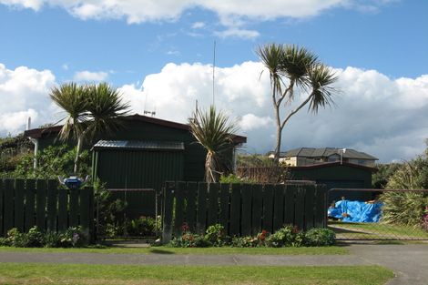 Photo of property in 10 Longbeach Drive, Castlecliff, Whanganui, 4501