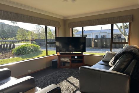 Photo of property in 1 Buchanan Street, Bay View, Napier, 4104