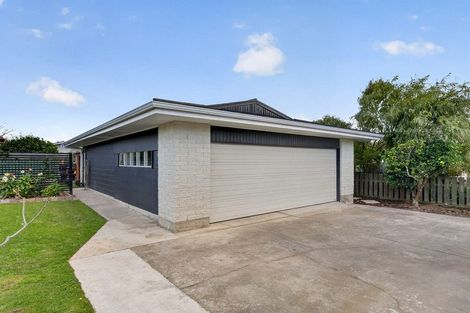 Photo of property in 86 New York Street, Martinborough, 5711
