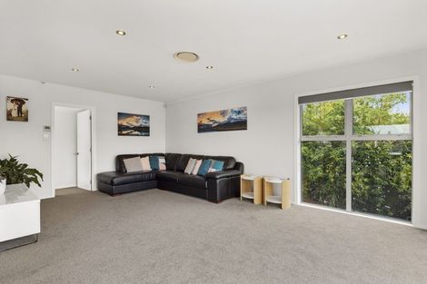 Photo of property in 24 Shanaway Rise, Hillcrest, Auckland, 0627