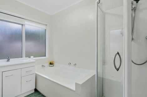 Photo of property in 1/11 Foley Place, Torbay, Auckland, 0632