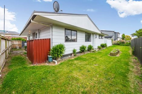 Photo of property in 67 Manuroa Road, Takanini, 2112