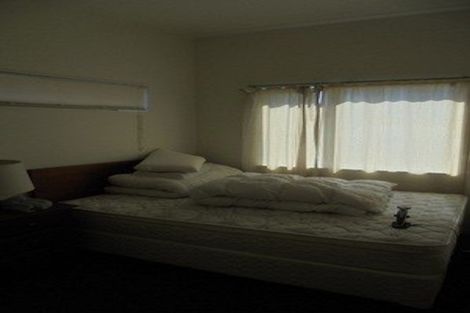 Photo of property in 11 Gordon Place, Newtown, Wellington, 6021