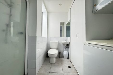 Photo of property in 5/41 Home Street, Mount Victoria, Wellington, 6011