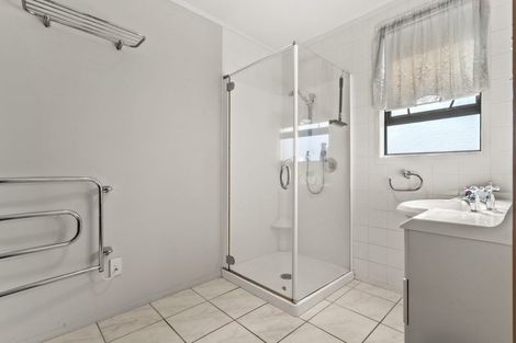 Photo of property in 21 Tatariki Street, Rosehill, Papakura, 2113