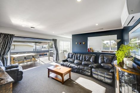 Photo of property in 2 Storkey Street, Marewa, Napier, 4110