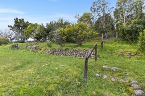 Photo of property in 15 Peel Place, Wainuiomata, Lower Hutt, 5014