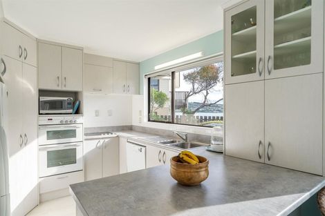 Photo of property in 6 Thurso Grove, Papakowhai, Porirua, 5024