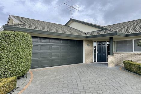 Photo of property in 87 Redcastle Drive, East Tamaki, Auckland, 2013