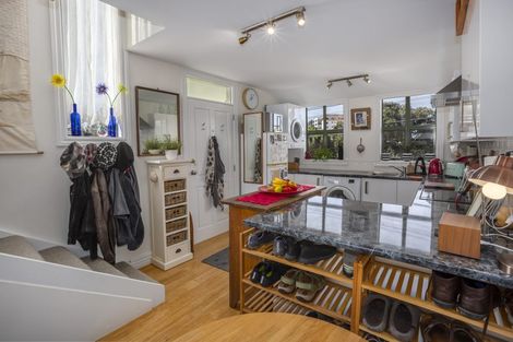 Photo of property in 168u2 Tinakori Road, Thorndon, Wellington, 6011