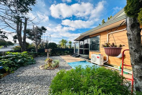 Photo of property in 78 Harmel Road, Glendene, Auckland, 0602