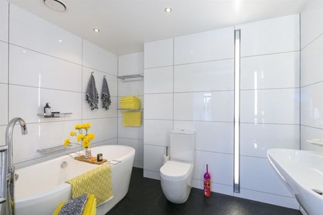 Photo of property in Marrakech Cafe, 15/305 Evans Bay Parade, Hataitai, Wellington, 6021