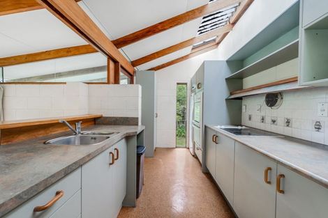 Photo of property in 15 Fenton Terrace, Cockle Bay, Auckland, 2014