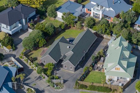 Photo of property in 14 Olliver Grove, Waikanae Beach, Waikanae, 5036