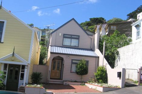 Photo of property in 93 Majoribanks Street, Mount Victoria, Wellington, 6011