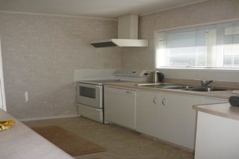 Photo of property in 1/230 Hibiscus Coast Highway, Orewa, 0931