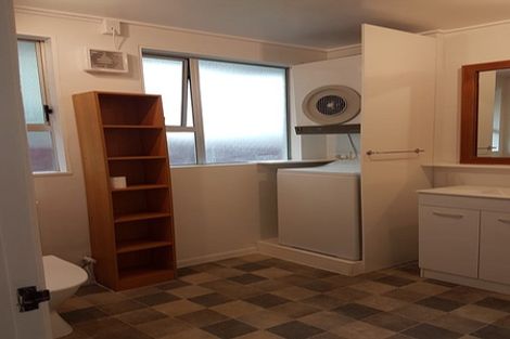 Photo of property in 72u7 Freyberg Street, Lyall Bay, Wellington, 6022