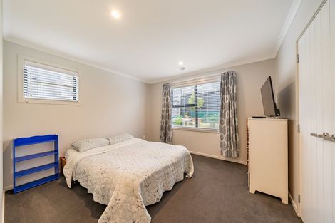 Photo of property in 6 Schooner Drive, Whitby, Porirua, 5024