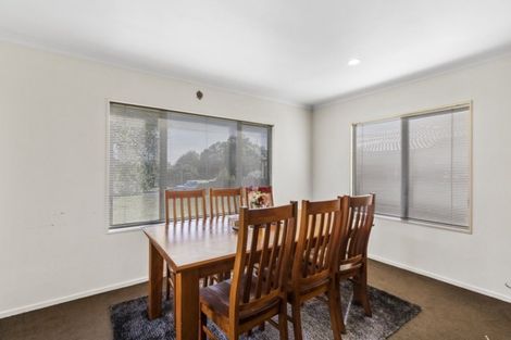 Photo of property in 2 Whitbourne Heights, Manurewa, Auckland, 2105