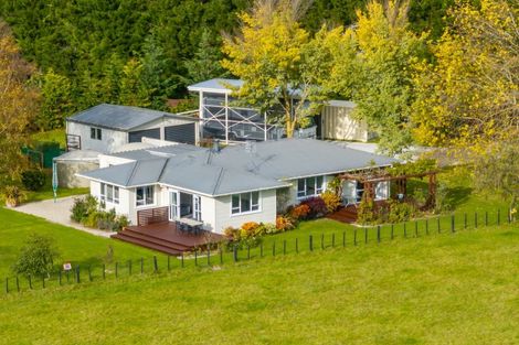 Photo of property in 139 Woodlands Road, Taumata Island, Carterton, 5792