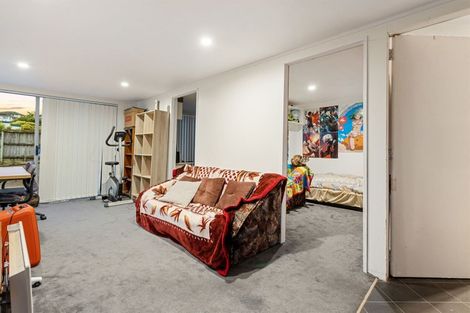 Photo of property in 154 Solar Road, Glen Eden, Auckland, 0602