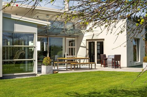 Photo of property in 18 Campbell Drive, Martinborough, 5711