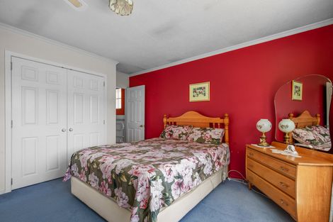 Photo of property in 23 Whitby Street, Clyde, 9330