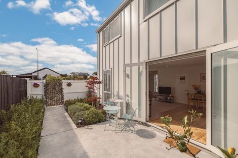 Photo of property in 1/87 Barbour Street, Waltham, Christchurch, 8011