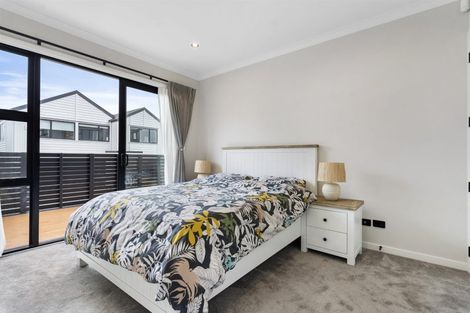 Photo of property in 13 Hautoa Lane, Flat Bush, Auckland, 2019