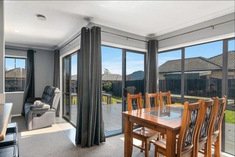 Photo of property in 4 Courtenay Place, Owhata, Rotorua, 3010