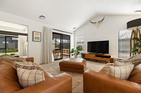 Photo of property in 3 Brodie Avenue, Arrowtown, 9302