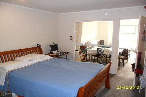 Photo of property in 8 Girton Terrace, Mount Cook, Wellington, 6021