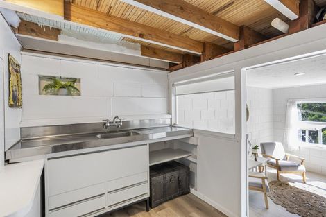 Photo of property in 767 South Titirangi Road, Titirangi, Auckland, 0604