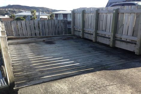 Photo of property in 1/6 Mataroa Avenue, Northland, Wellington, 6012