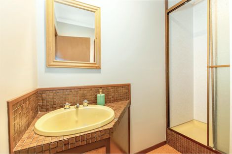 Photo of property in 16 Flanagan Road, Drury, 2113