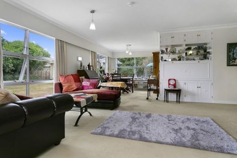 Photo of property in 5 Woodstock Crescent, Leamington, Cambridge, 3432