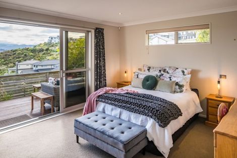 Photo of property in 7 Ships Cove, Whitby, Porirua, 5024